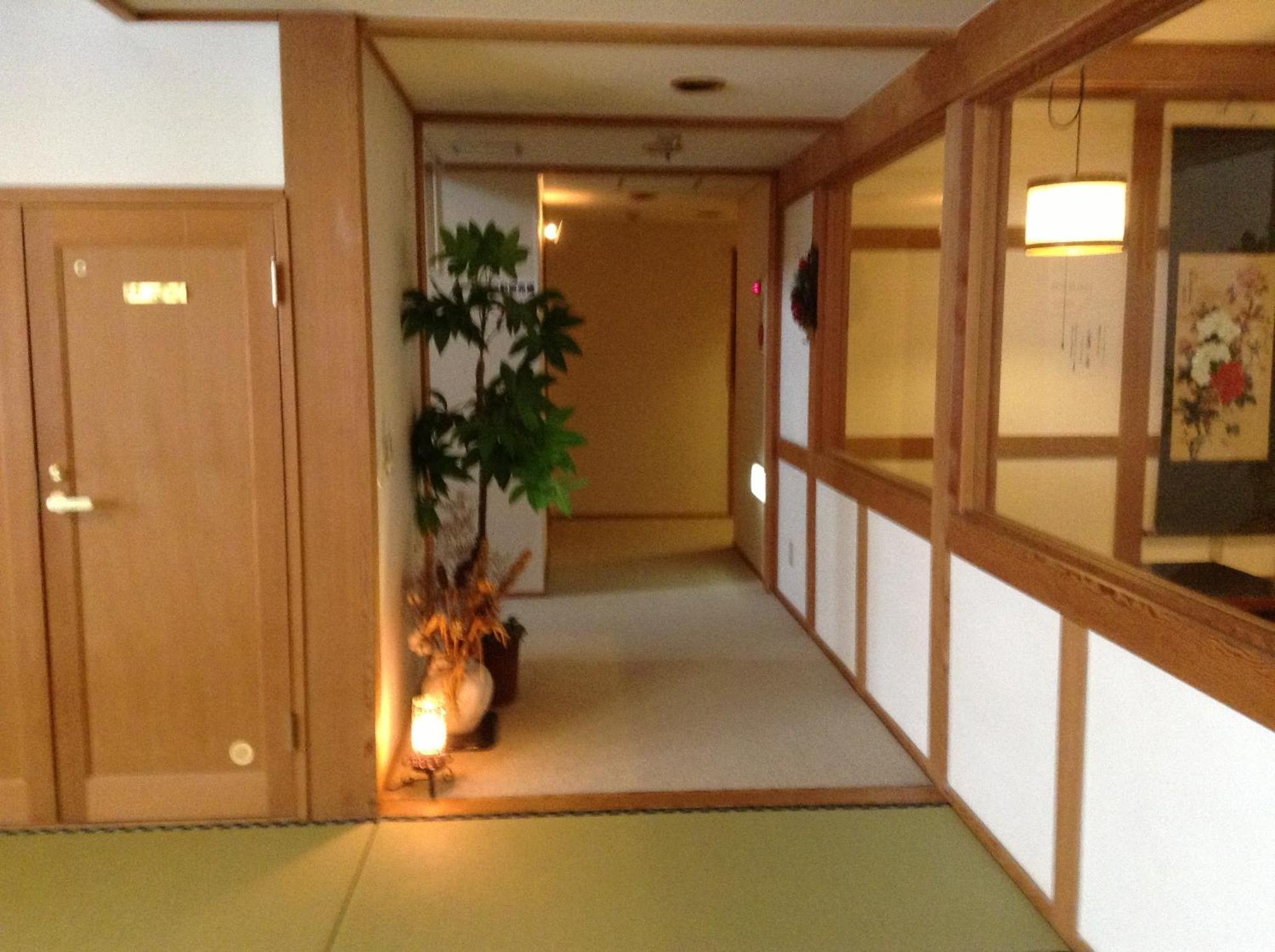 Minamiya 山とねこと遊ぶ宿 みなみ家 Hakuba Luaran gambar